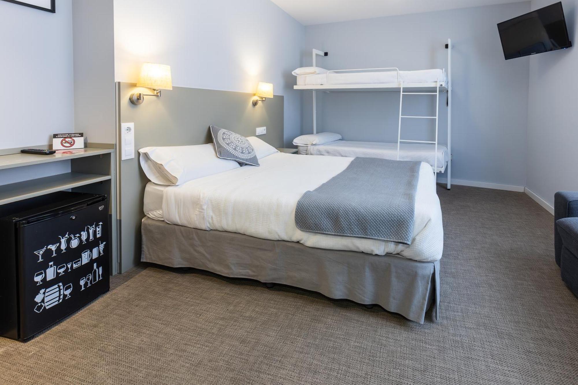 Hostal Gran Via Pinto Luaran gambar